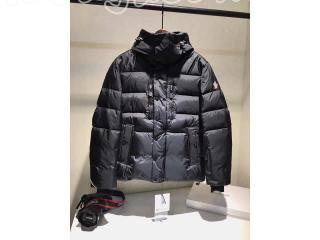 お兄系ダウンジャケット　MONCLERメンズダウンコート ダウンジャケットモンクレールビジネスメンズダウンコート