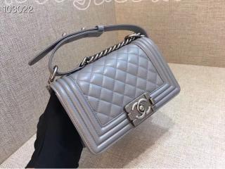 A67085 Y09953 CH632 ボーイ シャネル バッグ スーパーコピー BOY CHANEL 18/19年秋冬 スモール ハンドバッグ カーフスキン レディース ショルダーバッグ 7色可選択
