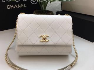 AS0645 B00445 10601 シャネル バッグ スーパーコピー CHANEL 19SS カーフスキン フラップ バッグ レディース ショルダーバッグ 3色可選択 ホワイト