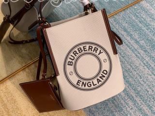 80268241 バーバリー バッグ スーパーコピー BURBERRY N級 スモール ロゴグラフィック コットンキャンバス ペギー バケットバッグ ショルダーバッグ