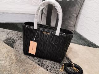 5BG163-4 ミュウミュウ バッグ コピー MIUMIU N級 「マテラッセ」レザー ナッパレザー レディース トートバッグ 4色選択可