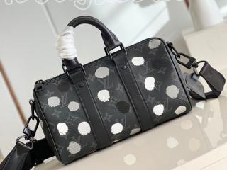 M46406 ルイヴィトン モノグラム・エクリプス バッグ コピー 「LOUIS VUITTON」 23新作 LV × YK キーポル・バンドリエール 25 メンズ ショルダーバッグ