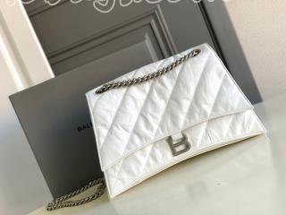 716393-1 バレンシアガ バッグ スーパーコピー BALENCIAGA 新作 ホワイト の ウィメンズ CRUSH ミディアム チェーンバッグ キルト仕上げ ショルダーバッグ