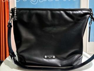 M13986 ルイヴィトン バッグ コピー 「LOUIS VUITTON」 25新作 バガボンド･ホーボー レディース ショルダーバッグ