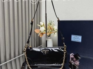 1BC221-1 プラダ バッグ スーパーコピー 25新作 PRADA Re-Edition 2002 ミディアム レザー レディース ショルダーバッグ