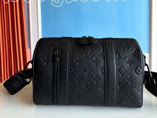 M26750 ルイヴィトン モノグラム･シャドウ バッグ スーパーコピー ｢LOUIS VUITTON｣  25新作 シティ･キーポル メンズ ショルダーバッグ