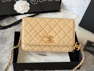 AP3938-3 シャネル バッグ コピー CHANEL 26新作 チェーンウォレット シャイニー ラムスキン ショルダーバッグ