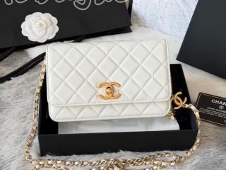 AP3938-5 シャネル バッグ コピー CHANEL 26新作 チェーンウォレット シャイニー ラムスキン ショルダーバッグ