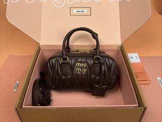 5BB142-2 ミュウミュウ バッグ コピー MIUMIU 26新作 アルカディ マテラッセレザー バッグ ショルダーバッグ