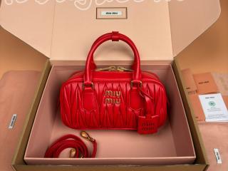 5BB142-5 ミュウミュウ バッグ スーパーコピー MIUMIU 26新作 アルカディ マテラッセレザー バッグ ショルダーバッグ