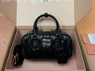 5BB142-7 ミュウミュウ バッグ スーパーコピー MIUMIU 26新作 アルカディ マテラッセレザー バッグ ショルダーバッグ